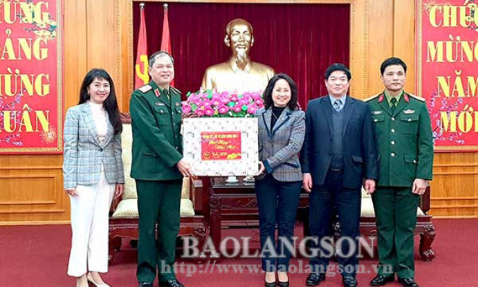 Bộ Tư lệnh Quân khu I thăm, chúc tết Tỉnh uỷ Lạng Sơn