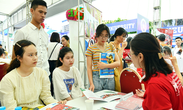 Tạo thuận lợi cho thí sinh