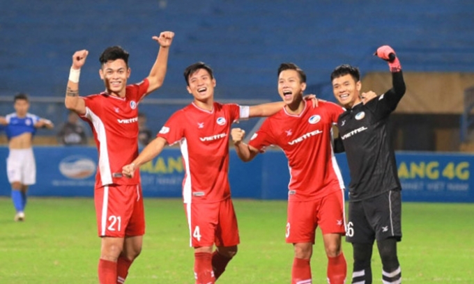 Trận Viettel FC - Hồng Lĩnh Hà Tĩnh diễn ra trên sân Việt Trì vào chiều 7-5