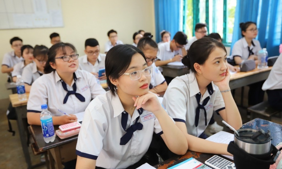 Đánh giá học sinh cấp 2, cấp 3: Coi trọng động viên, khuyến khích cố gắng học tập