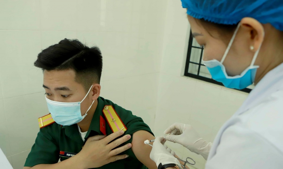 Cần ưu tiên phân bổ ngân sách Nhà nước cho phát triển vaccine COVID-19