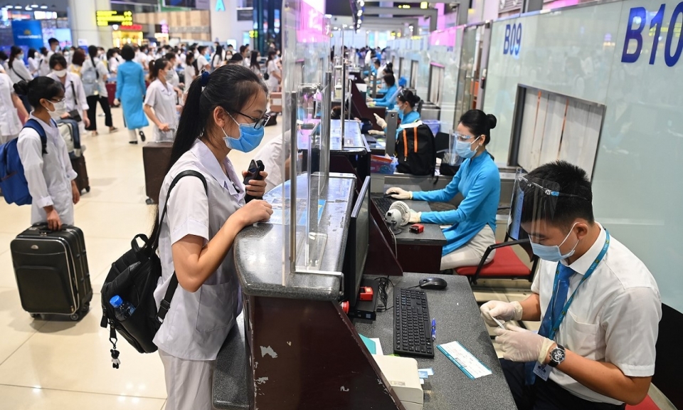 Vietnam Airlines: Sẵn sàng huy động mọi nguồn lực vận chuyển hàng hóa, thiết bị y tế