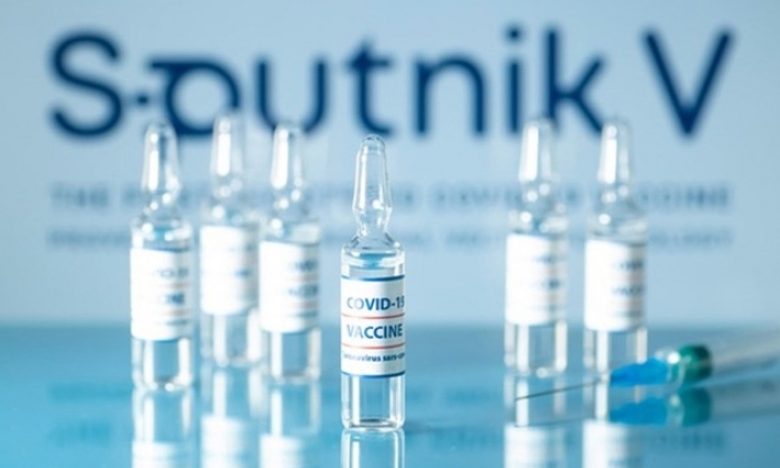 Gửi 10.000 liều vaccine Sputnik V đầu tiên do Việt Nam gia công sang Nga để kiểm nghiệm