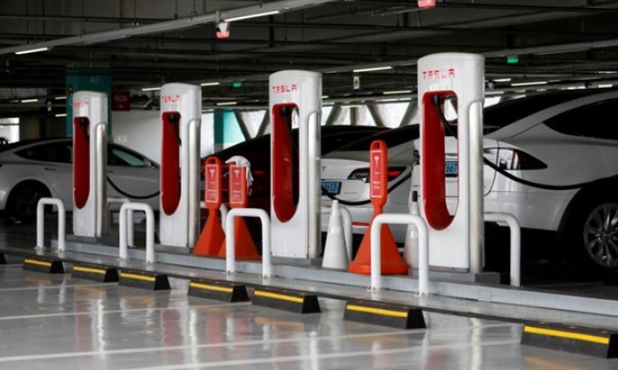 Tesla có kế hoạch mở mạng lưới trạm sạc cho các xe điện khác