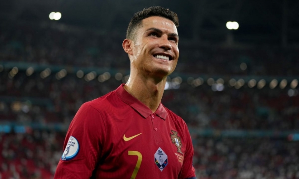 Ronaldo giành Vua phá lưới, thủ môn Italy xuất sắc nhất EURO 2020