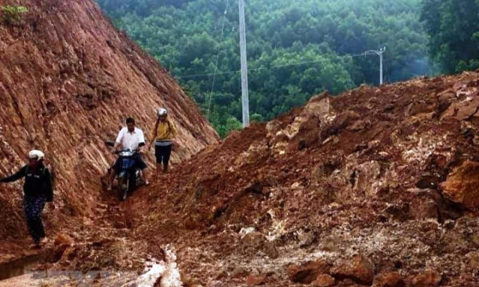 Vùng núi Bắc Bộ, Trung Bộ tiếp tục mưa lớn