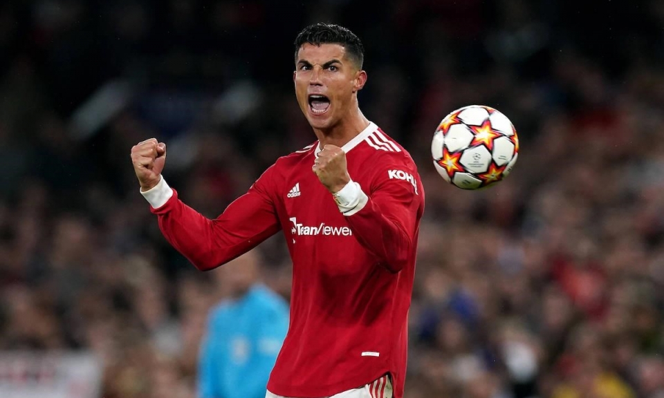 Ronaldo lập kỷ lục mới trong ngày giúp M.U thắng nghẹt thở