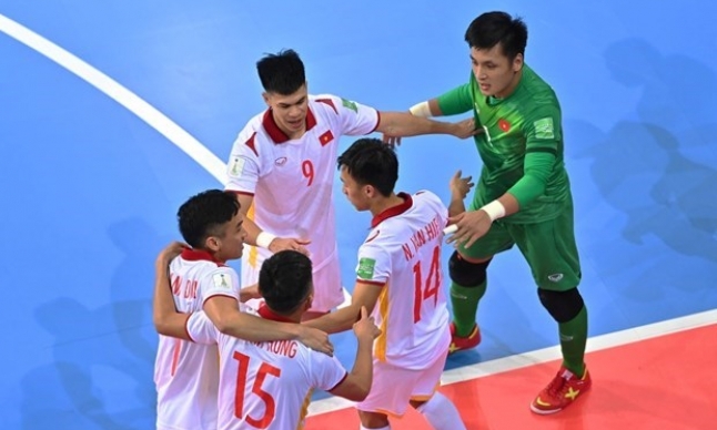 Futsal World Cup: Xác định 9 đội vào vòng 1/8, Việt Nam sáng cửa