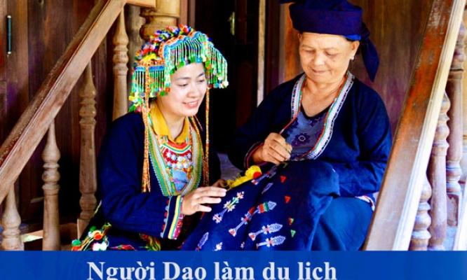 Người Dao làm du lịch