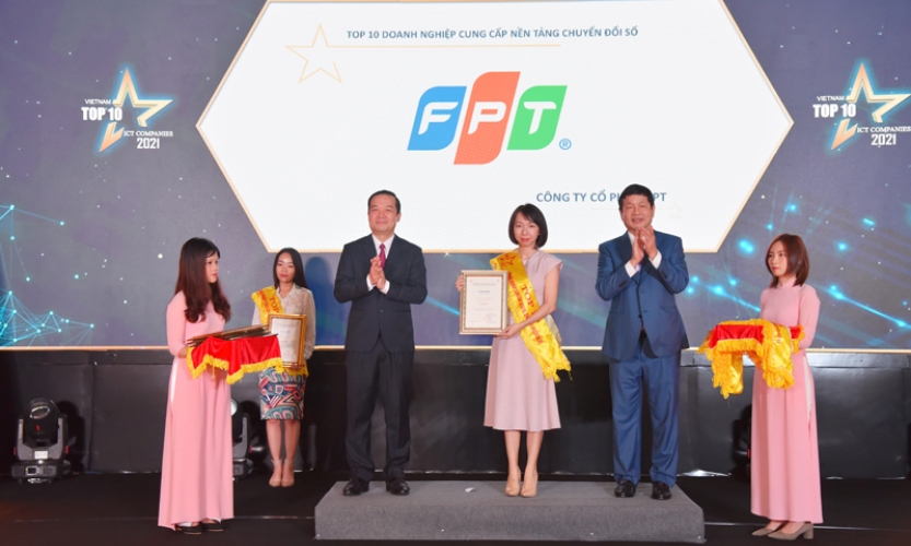 FPT giành 7 giải “Top 10 doanh nghiệp CNTT Việt Nam 2021”