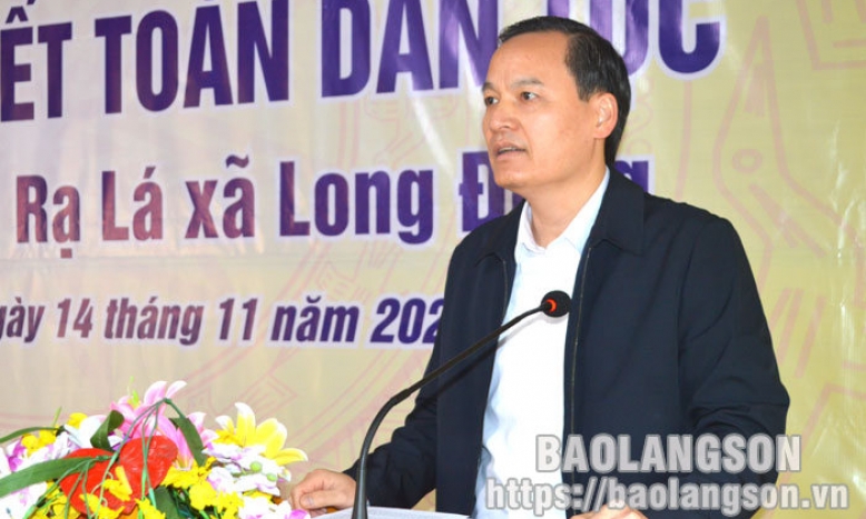 Lãnh đạo các ban đảng của tỉnh dự ngày hội đại đoàn kết tại Bắc Sơn và thành phố Lạng Sơn