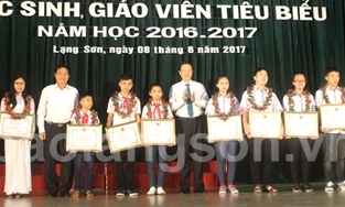 Tham mưu Chính phủ ban hành Nghị định về hợp đồng trong các đơn vị hành chính và sự nghiệp