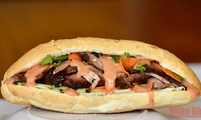 Le Monde: Bánh mì Việt Nam, đối thủ đáng gờm của bánh burger Mỹ