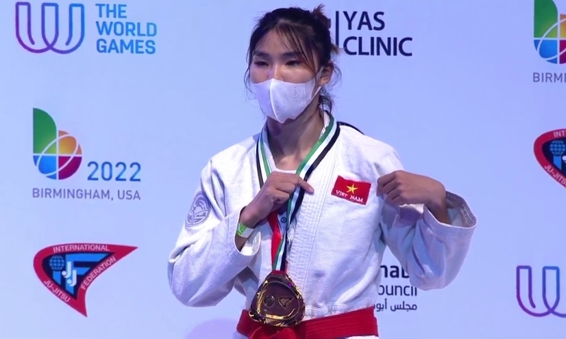 Đặng Thị Huyền giành huy chương Vàng đầu tiên tại giải Vô địch Thế giới Jiu-Jitsu 2021