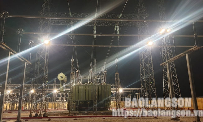 Đóng điện hệ thống truyền tải đường dây 110 kV Cao Bằng với trạm biến áp 220 kV Lạng Sơn