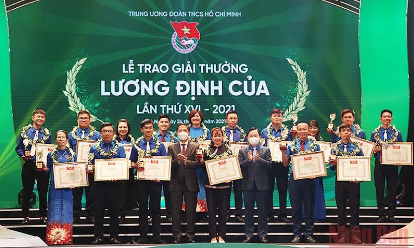 57 nhà nông trẻ giành Giải thưởng “Lương Định Của” năm 2021