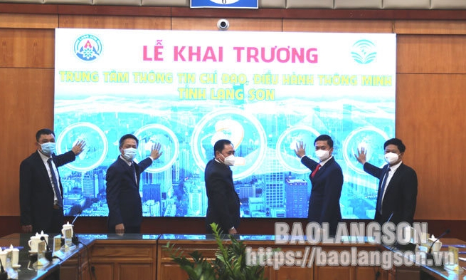 Khai trương Trung tâm chỉ đạo, điều hành tại UBND tỉnh