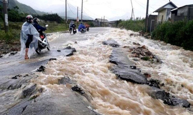 Ngày 28/12, miền trung mưa lớn, đề phòng lũ quét, sạt lở đất