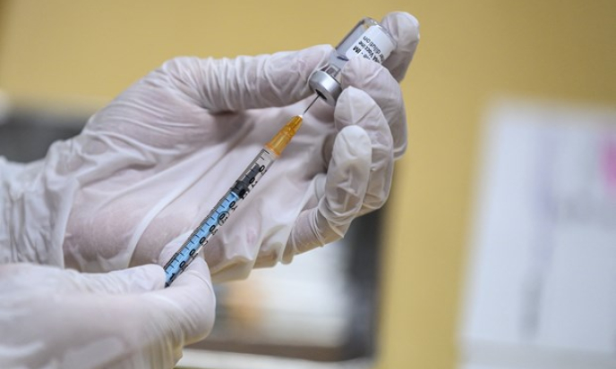 Bộ Y tế tiếp tục thông tin về việc tăng hạn dùng của vaccine Pfizer