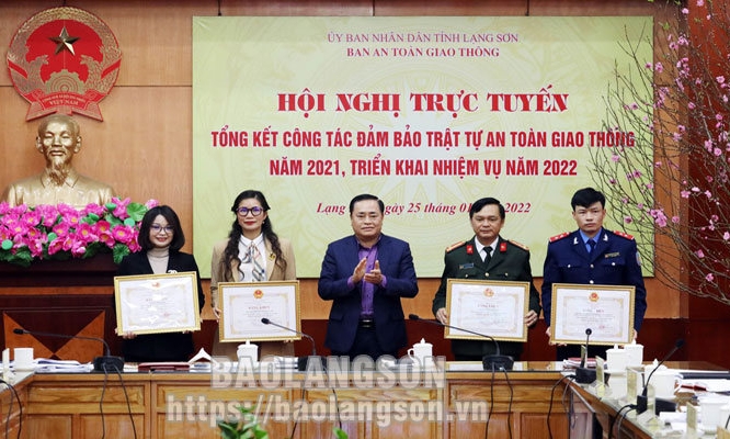 Triển khai nhiệm vụ công tác đảm bảo trật tự an toàn giao thông năm 2022