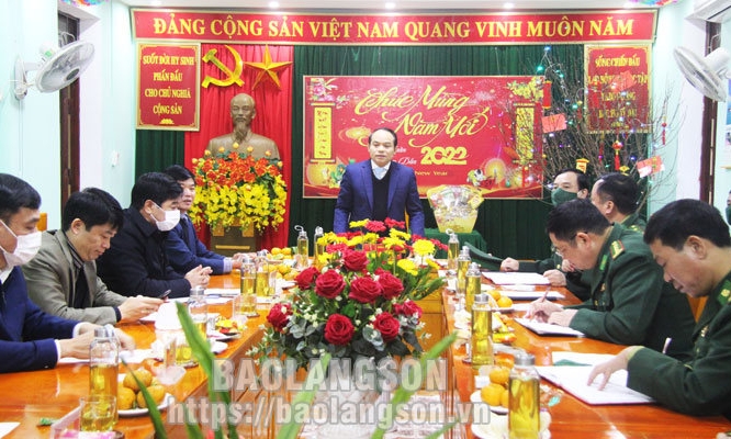 Lãnh đạo tỉnh thăm, chúc tết các cơ quan, đơn vị và gia đình chính sách