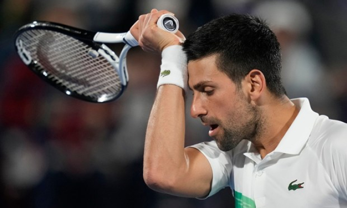 Novak Djokovic đánh mất ngôi vị số 1 thế giới vào tay Medvedev