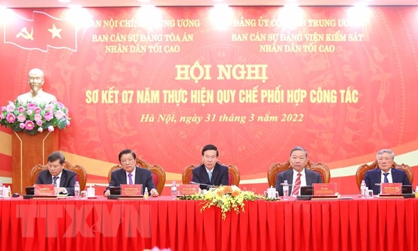 Nâng cao hiệu quả công tác nội chính, phòng, chống tham nhũng