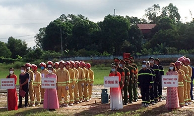 Chi nhánh Công nghiệp hóa chất mỏ Lạng Sơn: Đảm bảo an toàn trong phòng, chống cháy nổ