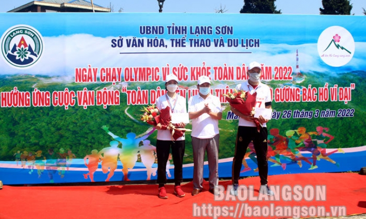 Ngày chạy Olympic vì sức khỏe toàn dân năm 2022