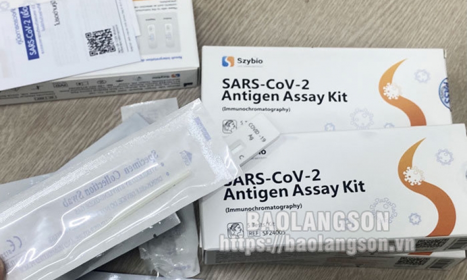 Thu giữ gần 2.000 bộ kit test nhanh COVID-19 không rõ nguồn gốc xuất xứ