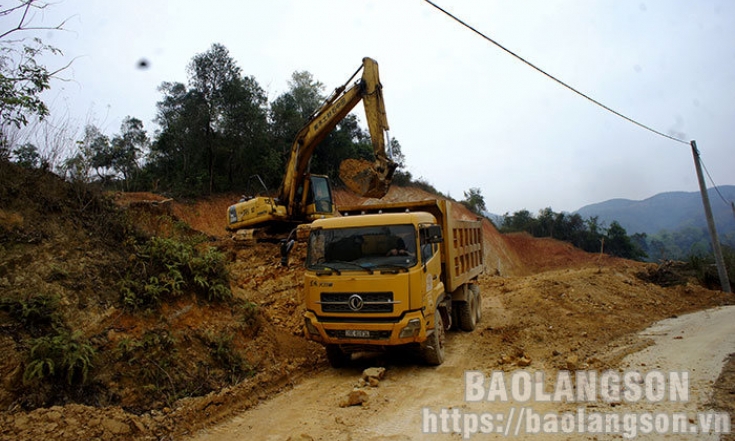 Cần đẩy nhanh tiến độ dự án xây dựng bản mới ở biên giới tại Văn Lãng