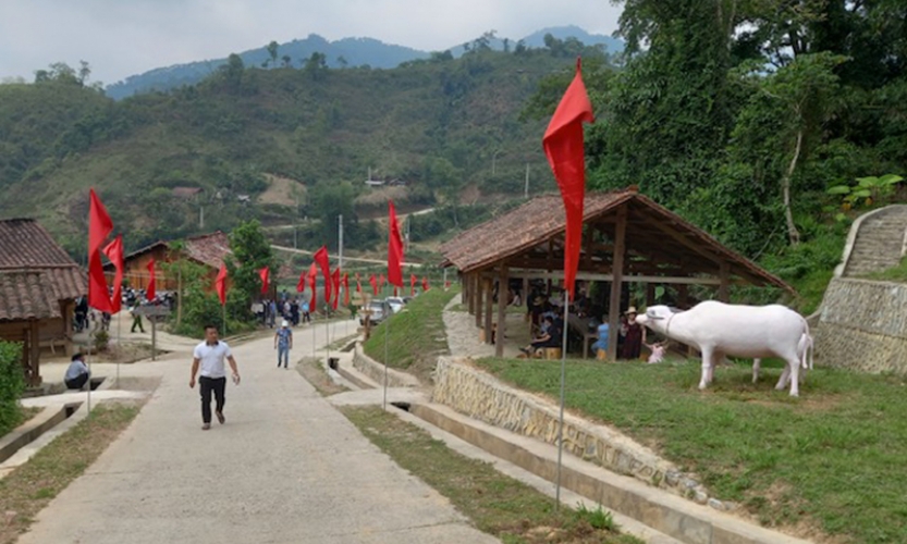 Khánh thành điểm ngắm cảnh trên đỉnh Phja Oắc và điểm du lịch cộng đồng Hoài Khao