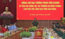 Bộ trưởng Bộ Quốc phòng Phan Văn Giang làm việc với Tỉnh ủy Cao Bằng