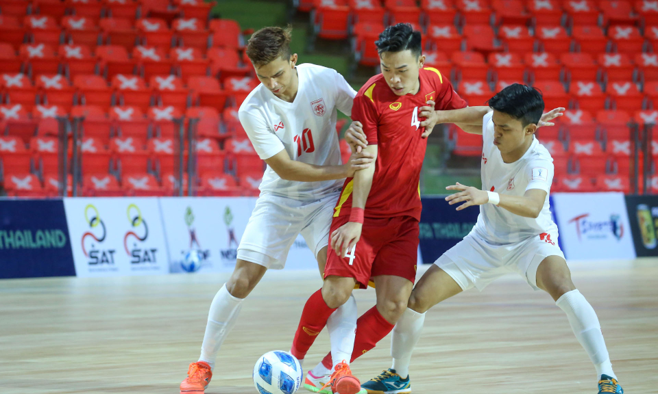 Tuyển futsal Việt Nam chia điểm với Myanmar trong trận ra quân