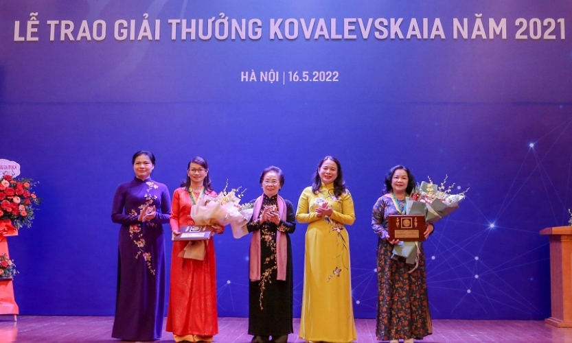 Hai nhà khoa học nữ được trao Giải thưởng Kovalevskaia năm 2021