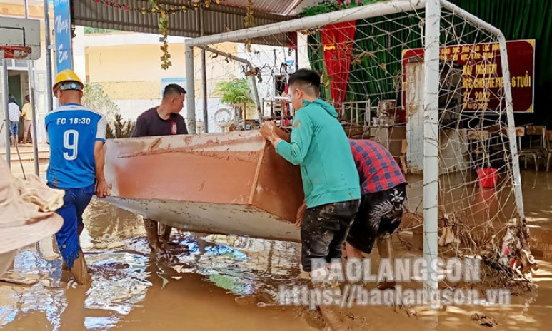 Lộc Bình: Khẩn trương hỗ trợ, khắc phục hậu quả mưa lũ