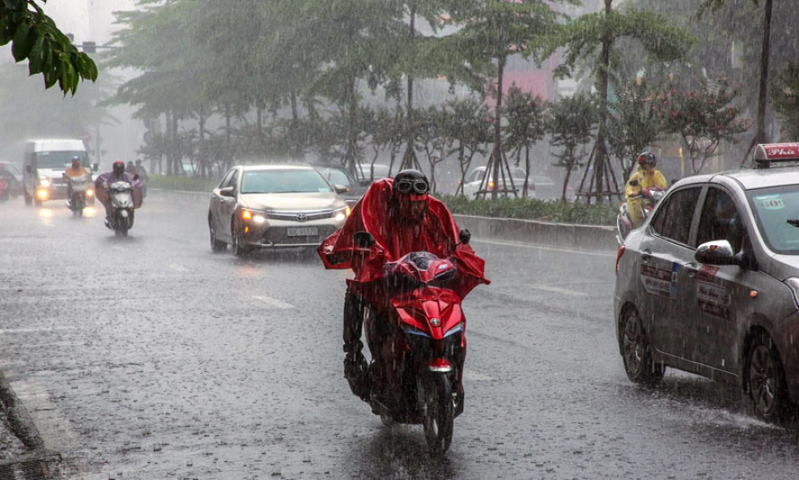 Nam Trung Bộ, Tây Nguyên và Nam Bộ mưa dông, đề phòng gió giật mạnh