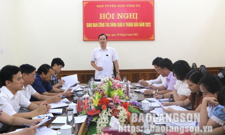 Giao ban công tác khoa giáo 6 tháng đầu năm 2022