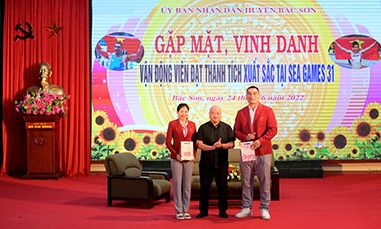 Bắc Sơn: Gặp mặt, vinh danh vận động viên đạt thành tích xuất sắc tại SEA Games 31