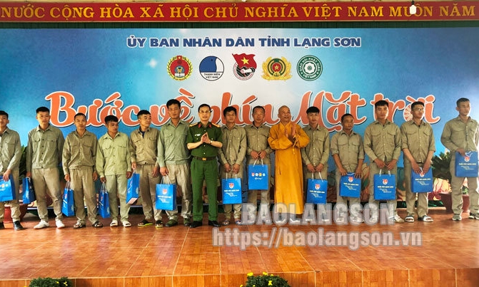 Hơn 270 học viên cơ sở cai nghiện ma túy tham gia chương trình “Bước về phía mặt trời”