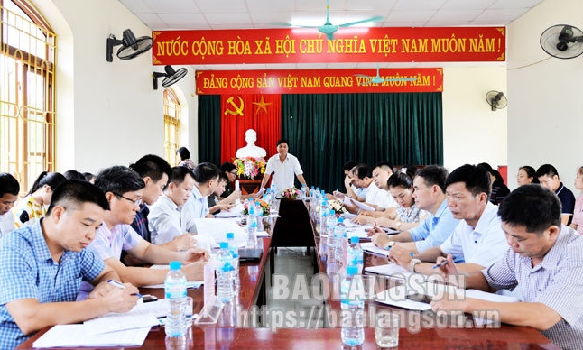 Kiểm tra công tác xây dựng nông thôn mới tại Cao Lộc