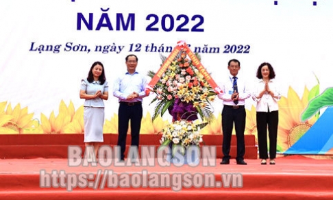 Trên 4.000 lượt người tham gia ngày hội tư vấn hướng nghiệp