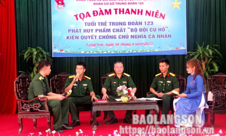 Tuổi trẻ Trung đoàn 123 tọa đàm với chủ đề phát huy phẩm chất Bộ đội Cụ Hồ, kiên quyết chống chủ nghĩa cá