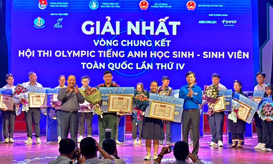 Chung kết Hội thi Olympic tiếng Anh học sinh, sinh viên