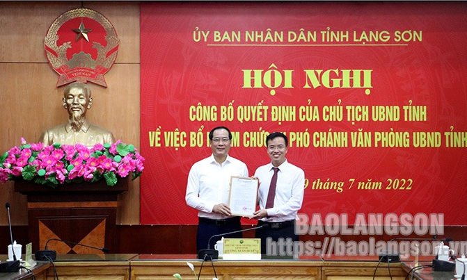 Công bố Quyết định bổ nhiệm Phó Chánh Văn phòng UBND tỉnh