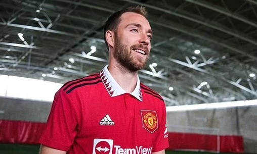 Tân binh Eriksen ghi bàn trong trận đấu ra mắt Manchester United