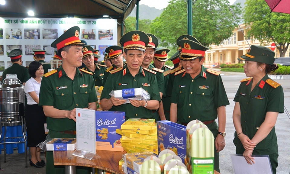 Chủ động nghiên cứu, linh hoạt điều hành, hoàn thành tốt công tác hậu cần quân đội