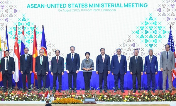 ASEAN và các đối tác cam kết giữ ổn định để phát triển bền vững