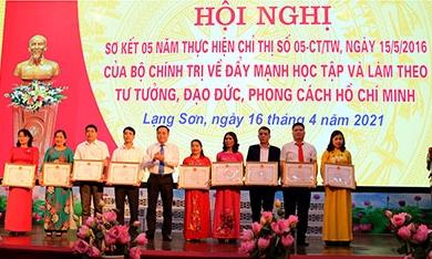 Lan tỏa các mô hình hay trong học tập và làm theo Bác