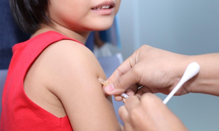 Bộ Y tế thông tin về việc thiếu vaccine Moderna tiêm cho trẻ em